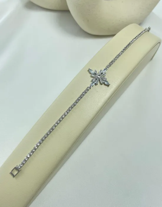 Pulseira zircônia cravejada flor lótus